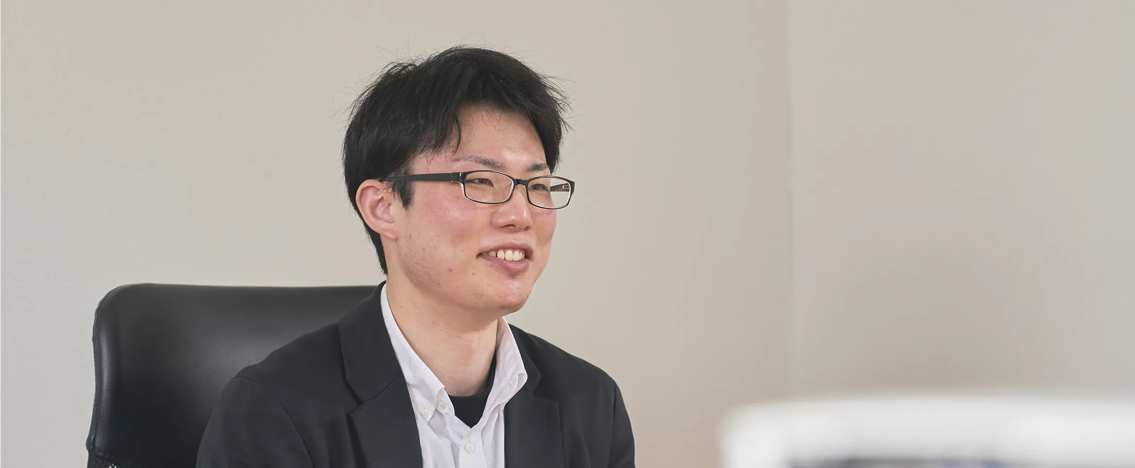 インタビューを受ける相場の画像